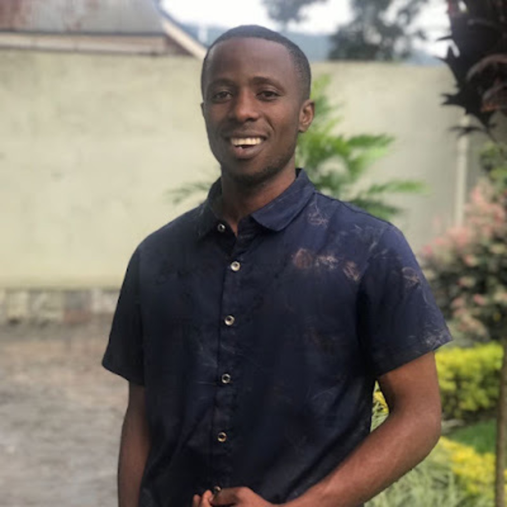 Meet your Posher, Davide
